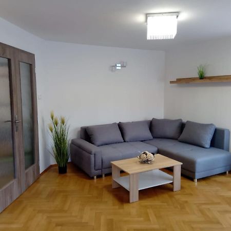 Pod Vezi Apartment Mikulov Luaran gambar