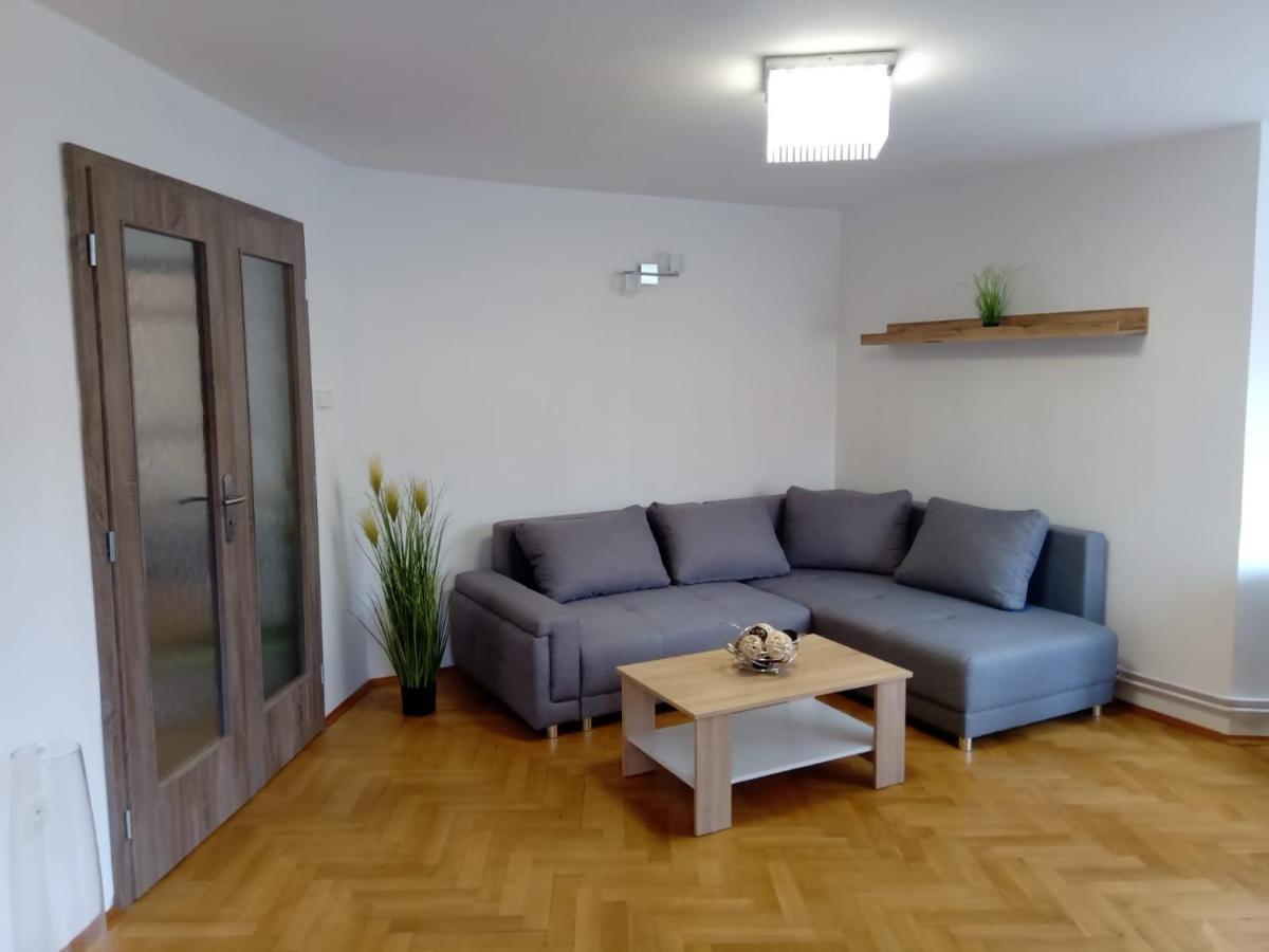 Pod Vezi Apartment Mikulov Luaran gambar